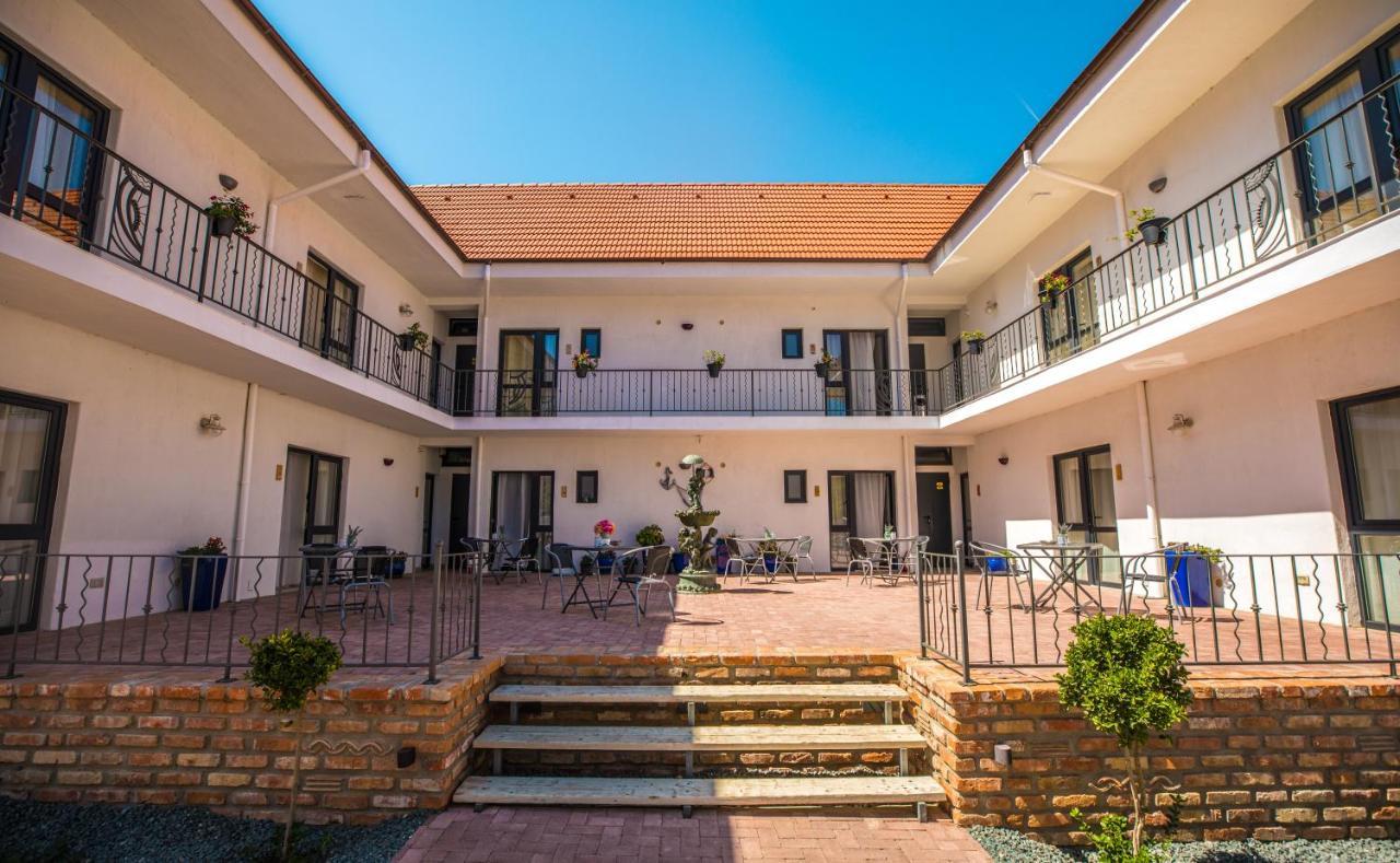 Sunny Border (Adults Only) Hotel Vama Veche Kültér fotó