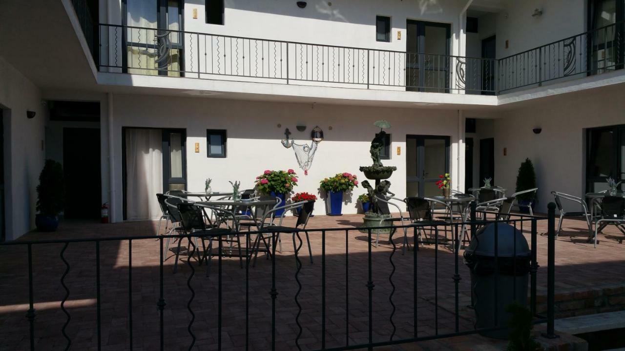 Sunny Border (Adults Only) Hotel Vama Veche Kültér fotó